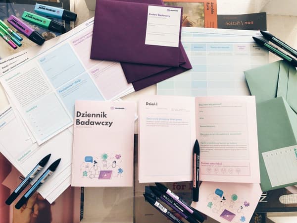 We produced a dedicated toolkit for further research phases. Each exercise has its own template, separate instructions, and packaging kits ready to be distributed between research participants and gathered back for research analysis.